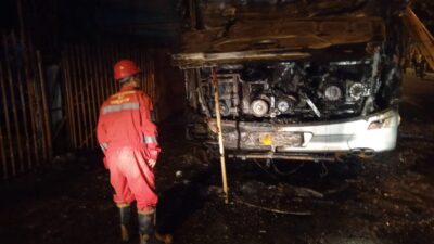 Hendak Jemput Wisatawan, Bus Pariwisata Malah Terbakar 