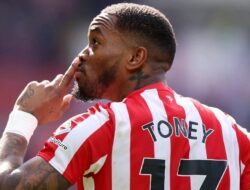 Lampu Hijau! Brentford Siap Lepas Ivan Toney Musim Panas Ini