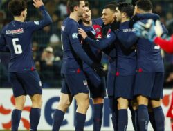 PSG Bakal Tinggalkan Parc des Princes