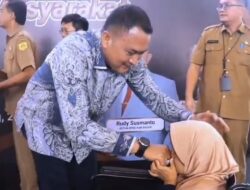 Istimewakan Penyandang Disabilitas, Rudy Susmanto Berikan Bantuan Ratusan Kursi Roda 