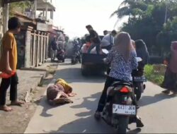 Pembagian Beras Bacagub Banten Tak Manusiawi, Emak-emak Sampe Jatuh