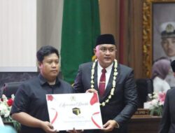 Rudy Susmanto Alokasikan Gaji Terkahir untuk Berangkatkan Umroh Dua Pegawai DPRD 