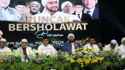 Puncak Bersholawat Bareng Habib Syech, Paslon Rudy-JaroDidoakan jadi Bupati dan Wakil Bupati Bogor